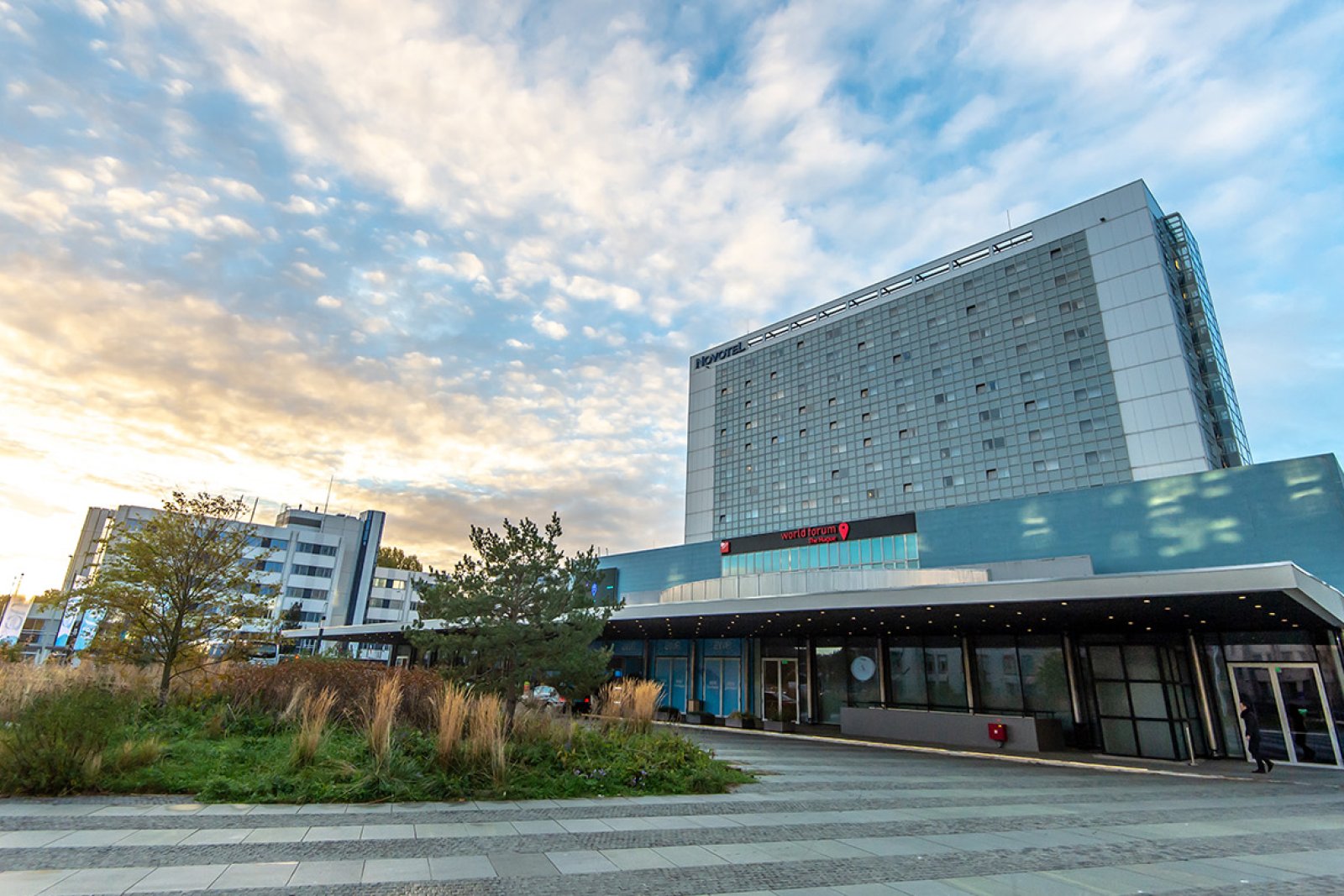 Exterior World Forum The Hague